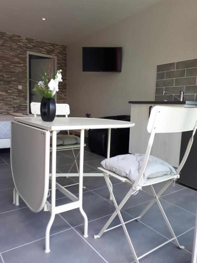 "Le Studio" Parking Prive Restauration Netflix Proche Des Grands Lacs Montmorency-Beaufort Bagian luar foto